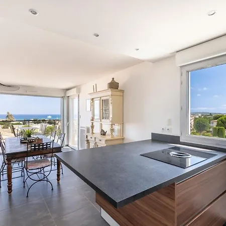 3br Retreat Private Rooftop Pool * Antibes
